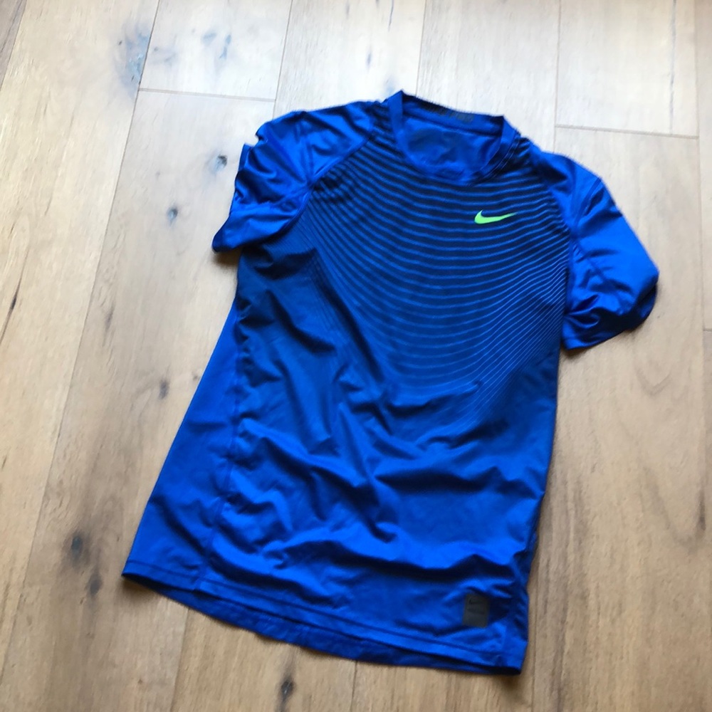 Blue striped Nike dri-fit undershirt sz small